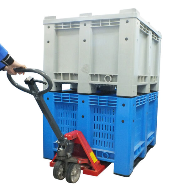 606L Pallet Box With Lid & Bulk Storage Containers - Image 3